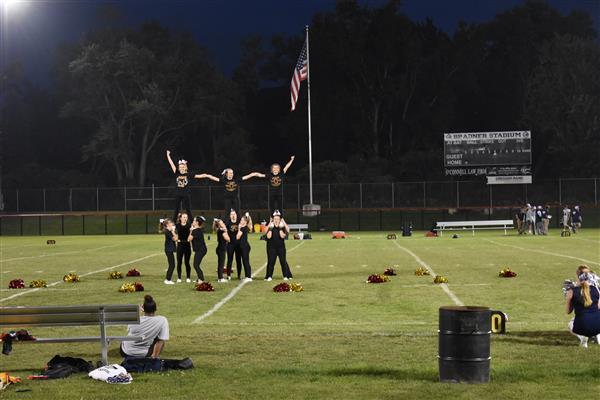 2023 Varsity Football Cheerleaders