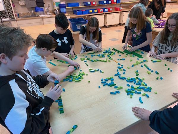 Lego Challenge Builds